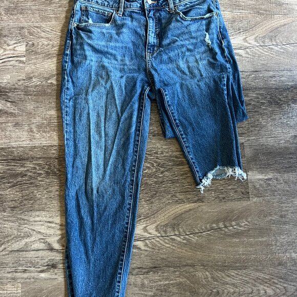 Mid-Rise Jeans - Picture 2 of 4